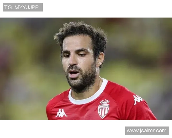 足球巨星女儿的成长故事 她如何在父亲的光环下寻找自己的道路